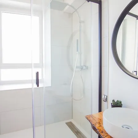 -porto- Elegant T3 Avec Vue Sur La Ville-close Apartman *